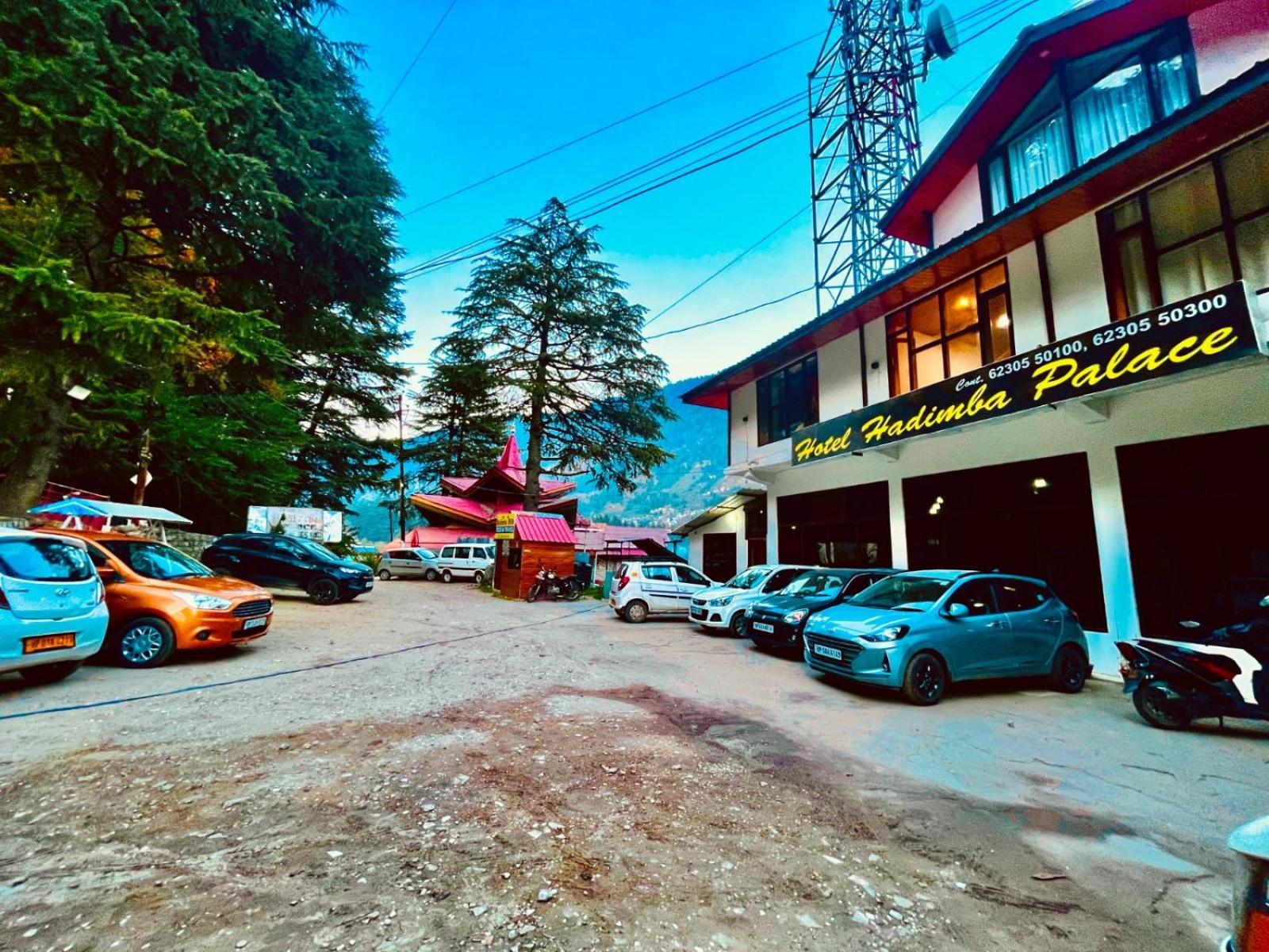 Hadimba Hill View By Hadimba Palace, Manali - Premium Room ! Family Hotel ! Parking ! Near Hadimba Temple Exteriör bild