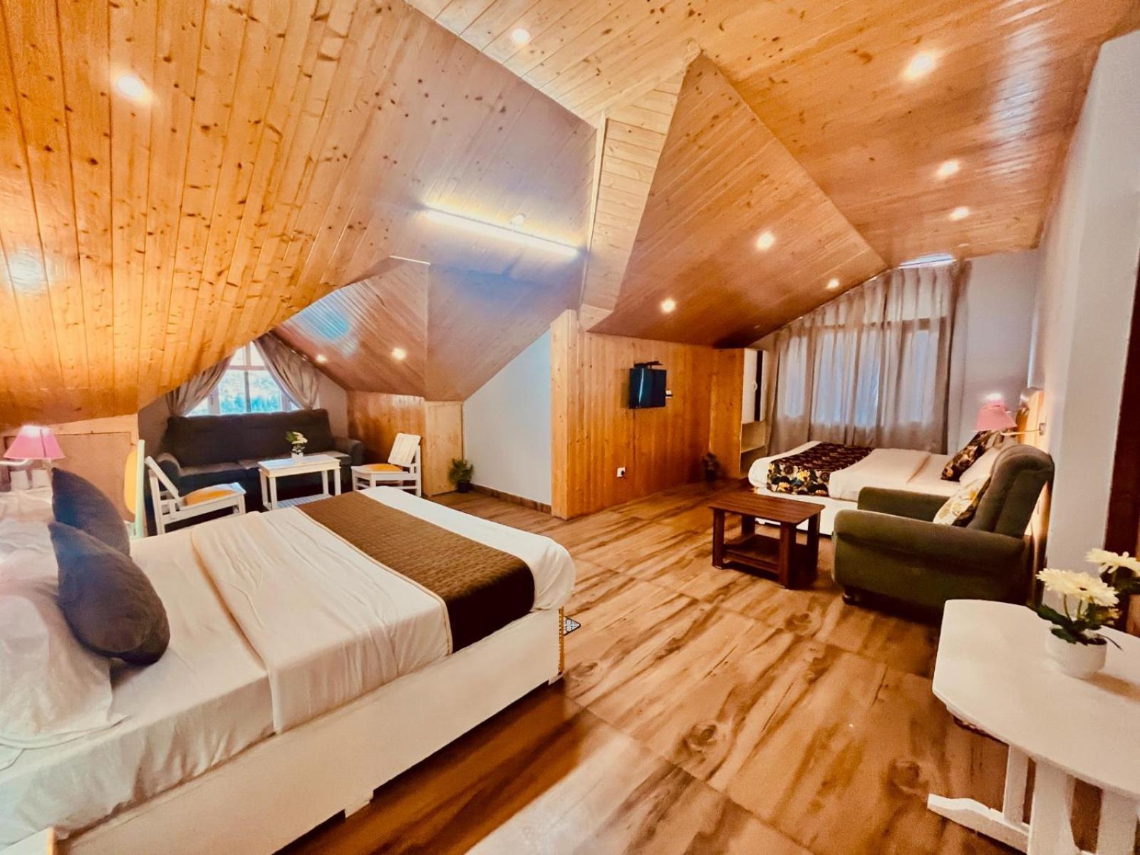 Hadimba Hill View By Hadimba Palace, Manali - Premium Room ! Family Hotel ! Parking ! Near Hadimba Temple Exteriör bild